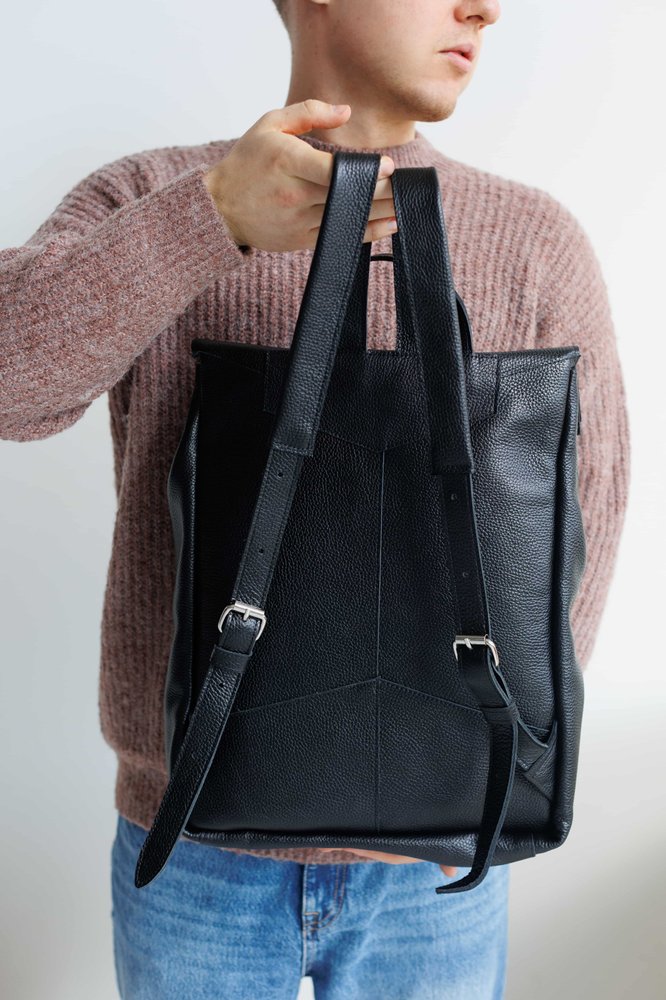 Стильный мужской рюкзак ручной работы арт. Lumber из натуральной фактурной кожи черного цвета lumber_cognk Boorbon