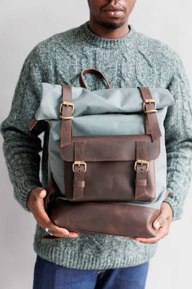 Функциональный мужской рюкзак ручной работы арт. Oksford из хлопка и натуральной винтажной кожи серого цвета Oksford_grey_crz Boorbon