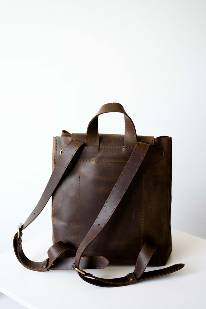 Изящный женский рюкзак ручной работы арт. 521 из натуральной винтажной кожи коричневого цвета 521_brown Boorbon