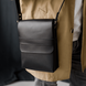 Чоловіча сумка месенджер через плече арт. 608 ручної роботи з натуральної шкіри з напівматовим ефектом чорного кольору 608_black фото 1 Boorbon