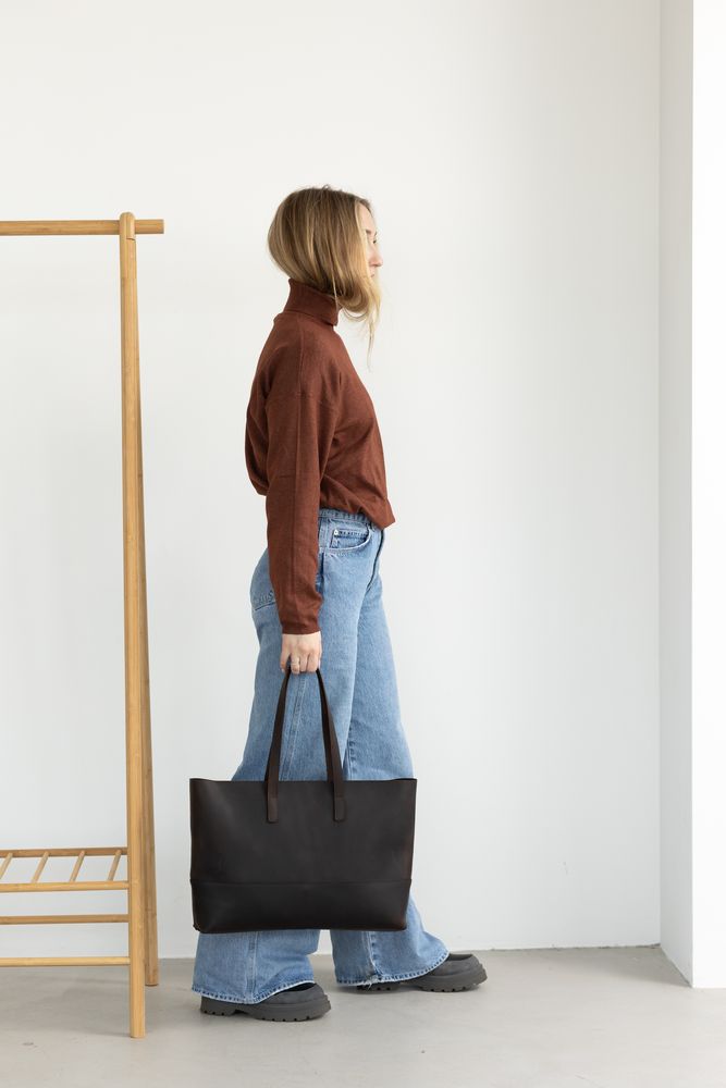 Вместительная женская сумка шоппер арт. 603i коричневого цвета из натуральной винтажной кожи 603i_black_crzhh Boorbon
