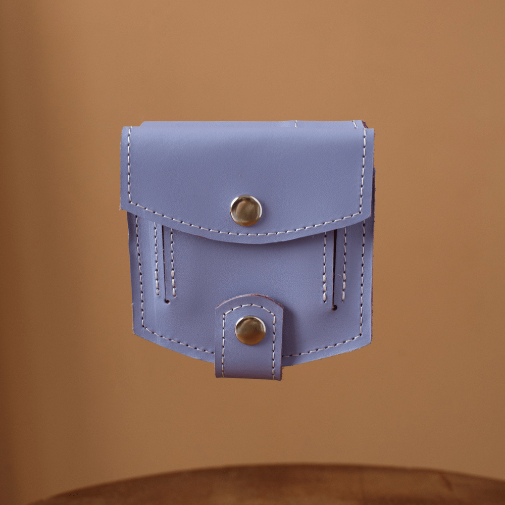 Мініатюрний гаманець ручної роботи арт. 107 лавандового кольору з натуральної шкіри з легким глянцевим  ефектом 107_fist Boorbon