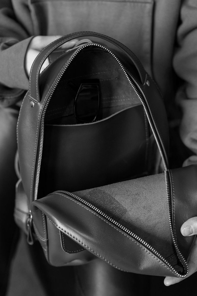 Жіночий міні-рюкзак ручної роботи арт.520 з натуральної вінтажної шкіри бордового кольору 520_khaki Boorbon
