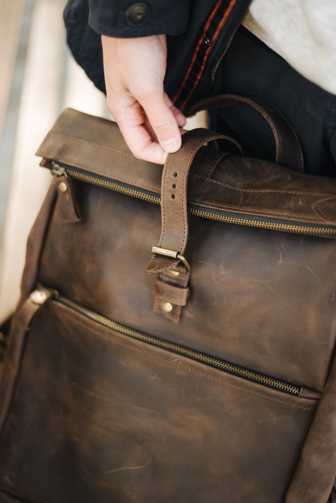 Стильный мужской рюкзак ручной работы арт. Lumber из натуральной винтажной кожи коричневого цвета lumber_cognk Boorbon