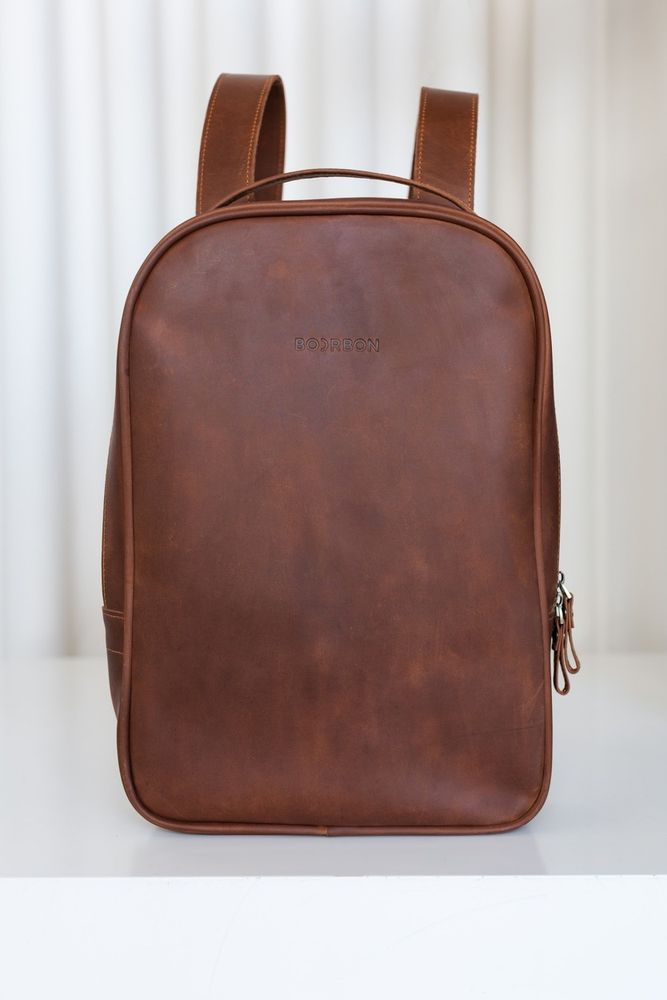 Стильный минималистичный рюкзак арт. Well ручной работы из натуральной винтажной кожи коньячного цвета Well_black Boorbon