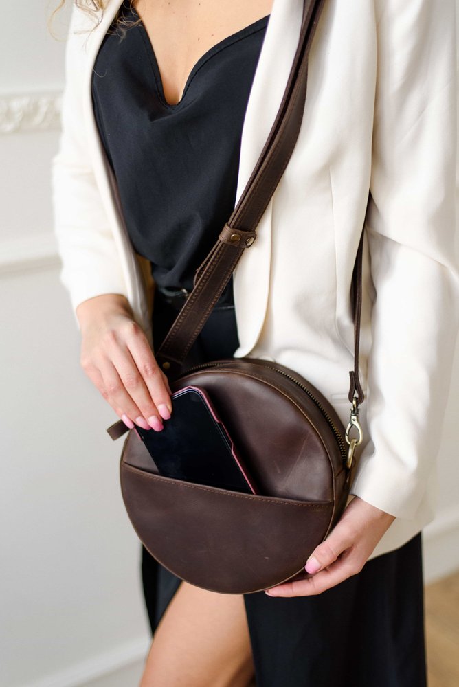 Кругла жіноча сумка через плече арт. 630 ручної роботи з натуральної вінтажної шкіри коричневого кольору 630_haki Boorbon