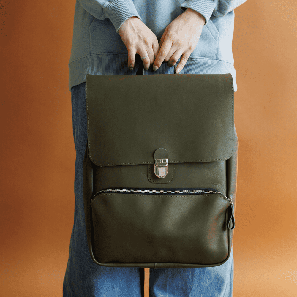 Рюкзак ручной работы из натуральной полуматовой кожи арт. 535М цвета хаки