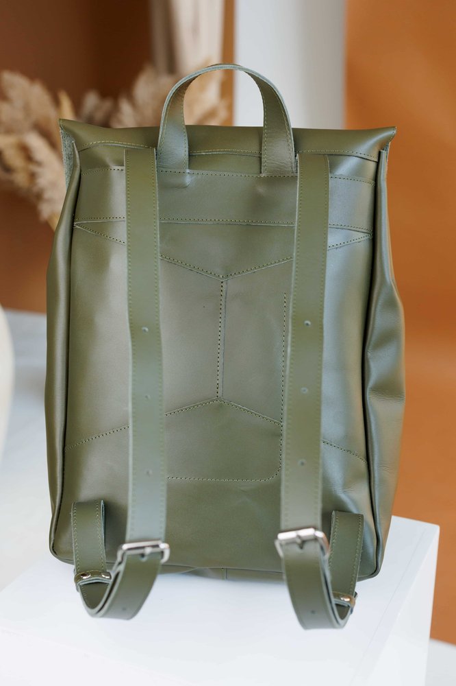 Рюкзак ручної роботи з натуральної напівматової шкіри арт. 535М кольору хакі