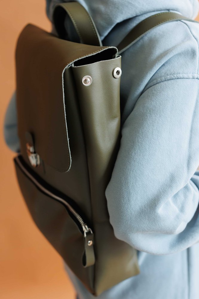 Рюкзак ручної роботи з натуральної напівматової шкіри арт. 535М кольору хакі 535М_haki Boorbon
