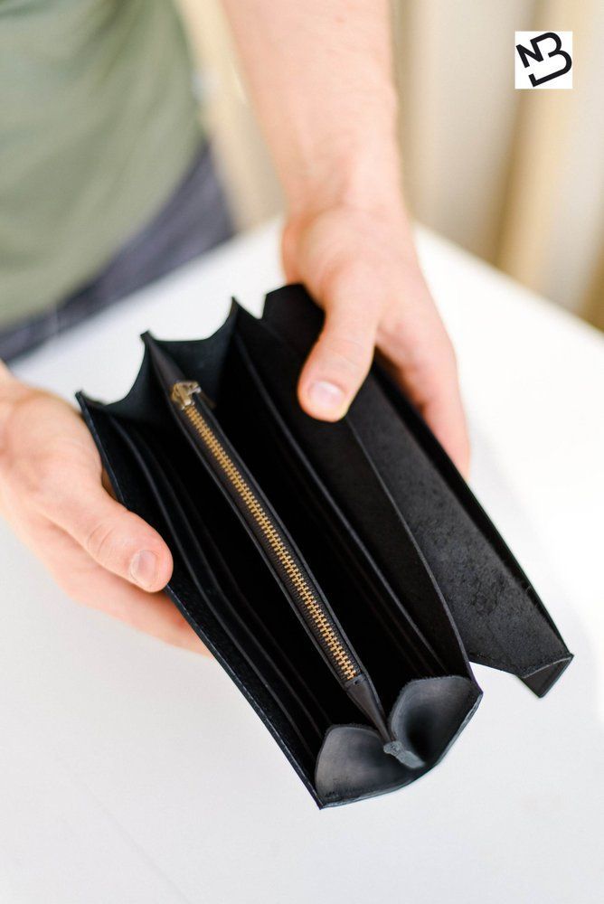 Містке портмоне ручної роботи арт. Colorado з натуральної винтажной шкіри чорного кольору Colorado_black_crzh Boorbon