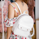 Стильний жіночий міні-рюкзак ручної роботи арт. 519 білого кольору з натуральної шкіри з легким матовим ефектом