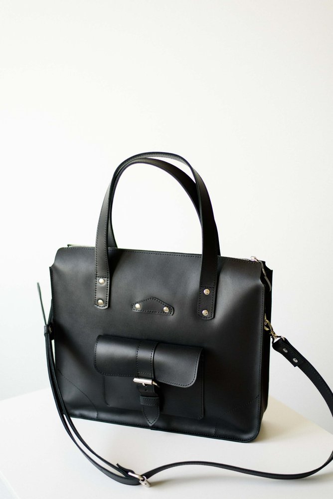 Универсальная женская деловая сумка арт. 604n ручной работы из натуральной кожи c легким матовым эффектом  черного цвета 604n_cognk_krast Boorbon
