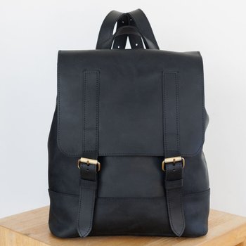 Универсальный рюкзак ручной работы арт. 507 из натуральной винтажной кожи черного цвета