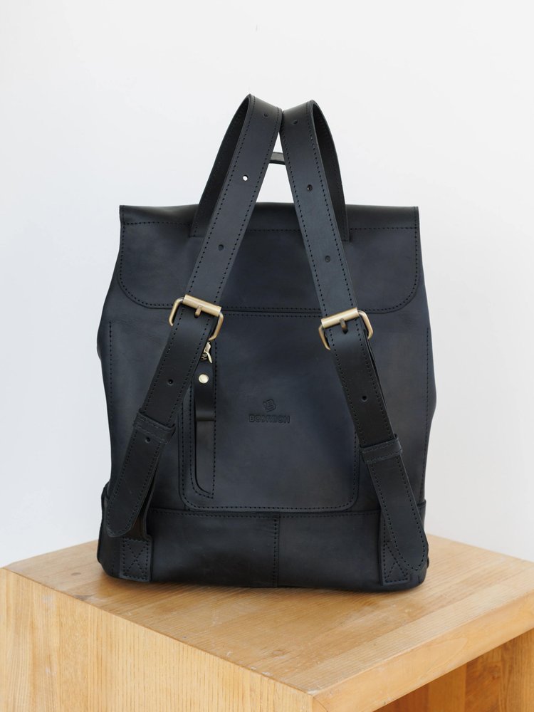Универсальный рюкзак ручной работы арт. 507 из натуральной винтажной кожи черного цвета 507_brown_crh Boorbon