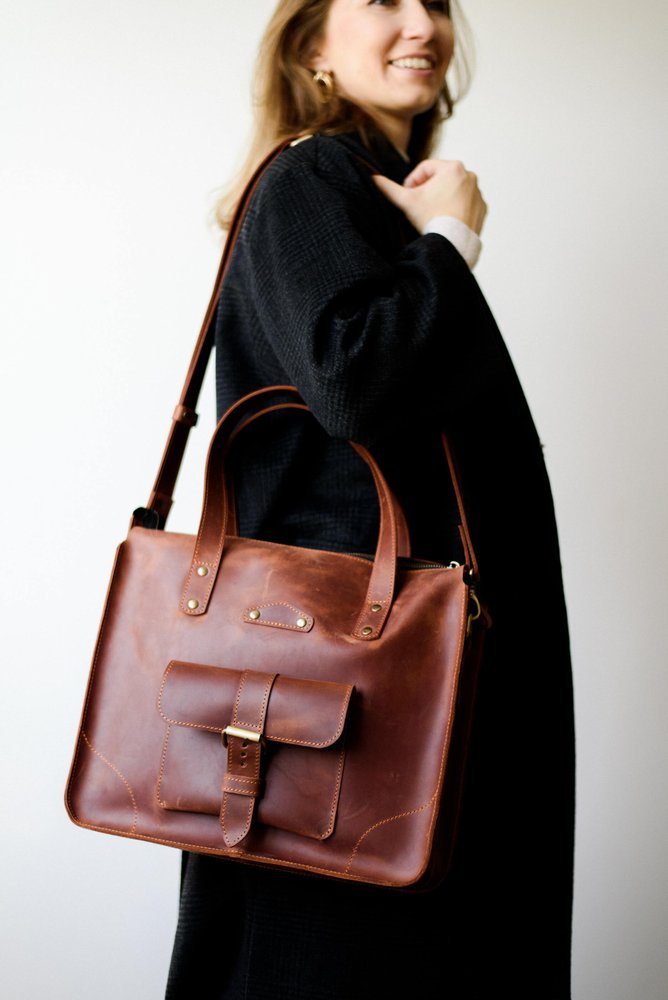 Универсальная женская деловая сумка арт. 604n ручной работы из натуральной винтажной кожи коньячного цвета 604n_cognk_krast Boorbon