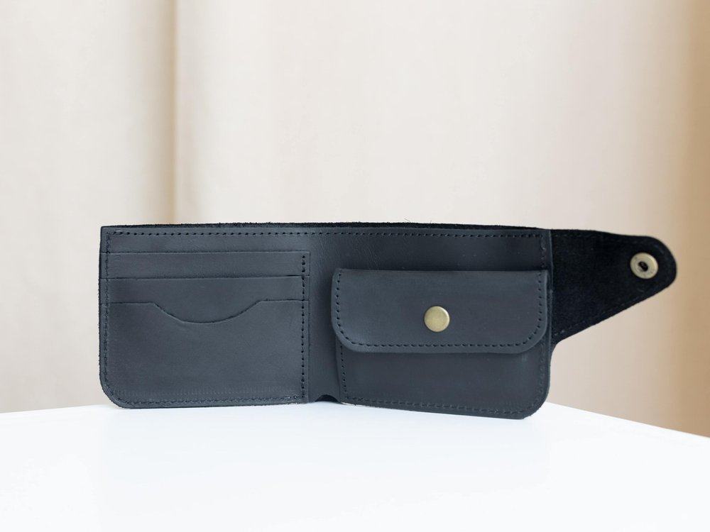 Місткий гаманець ручної роботи арт. 101 чорного кольору з натуральної вінтажної шкіри