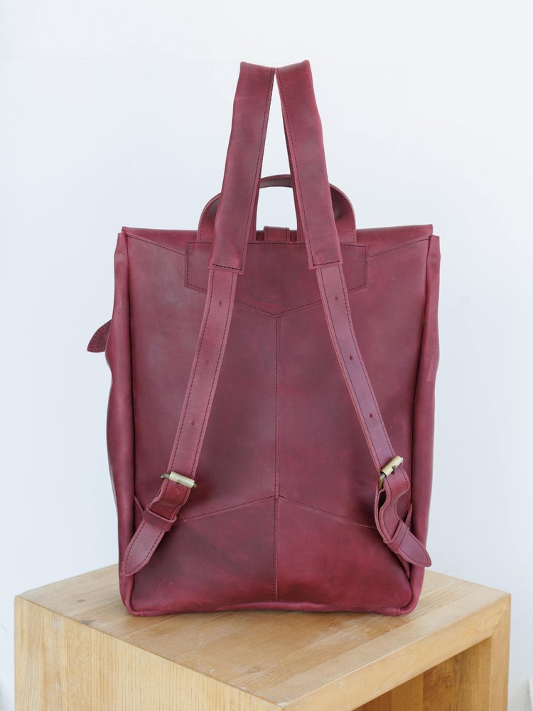 Стильный рюкзак ручной работы арт. Lumber из натуральной винтажной кожи бордового цвета