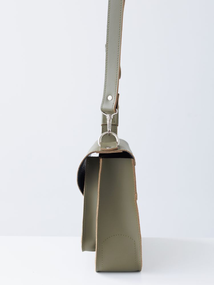 Жіноча ділова сумка арт. 640 ручної роботи з натуральної шкіри із легким матовим ефектом кольору хакі 640_brown_crzhh Boorbon