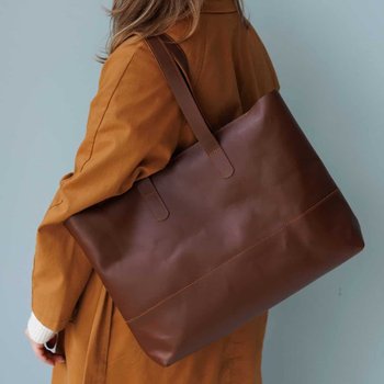 Містка жіноча сумка шоппер арт. 603i коньячного кольору з натуральної напівматової шкіри 603i_black_crzhh Boorbon