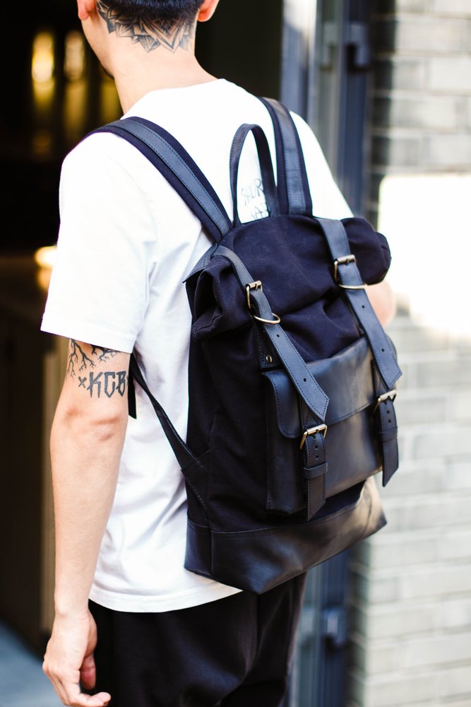 Функціональний чоловічий рюкзак ручної роботи арт. Oksford з бавовни і натуральної вінтажної шкіри чорного кольору