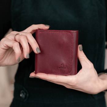 Женский кошелек на кнопке ручной работы арт. 104 бордового цвета из натуральной винтажной кожи 104_bordo_crazy Boorbon