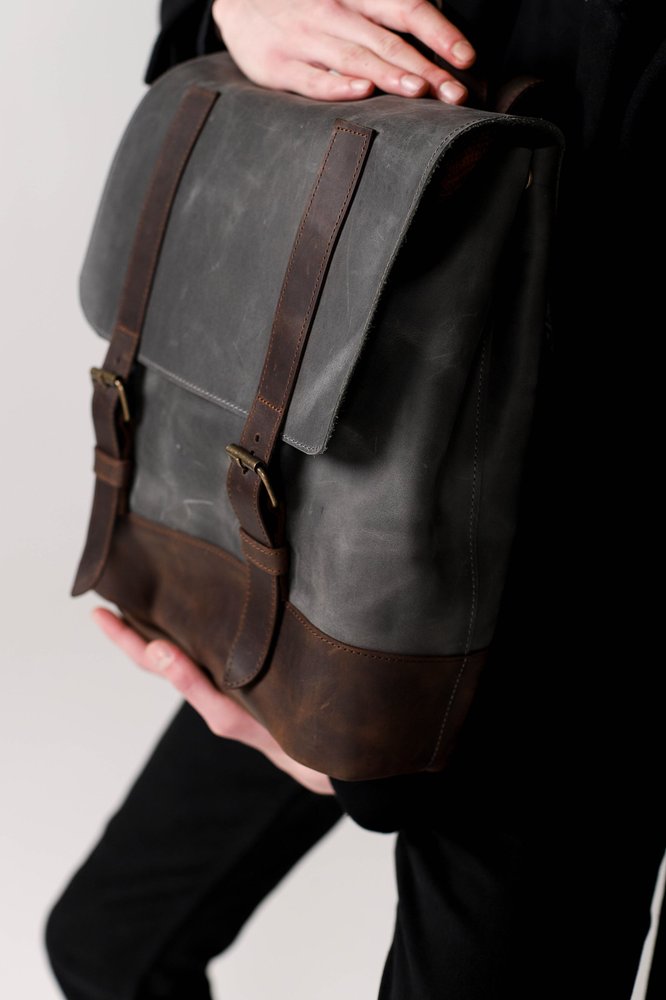 Універсальний чоловічий рюкзак ручної роботи арт. 507 з натуральної вінтажної шкіри темно-сірого кольору 507_grey_crazy Boorbon
