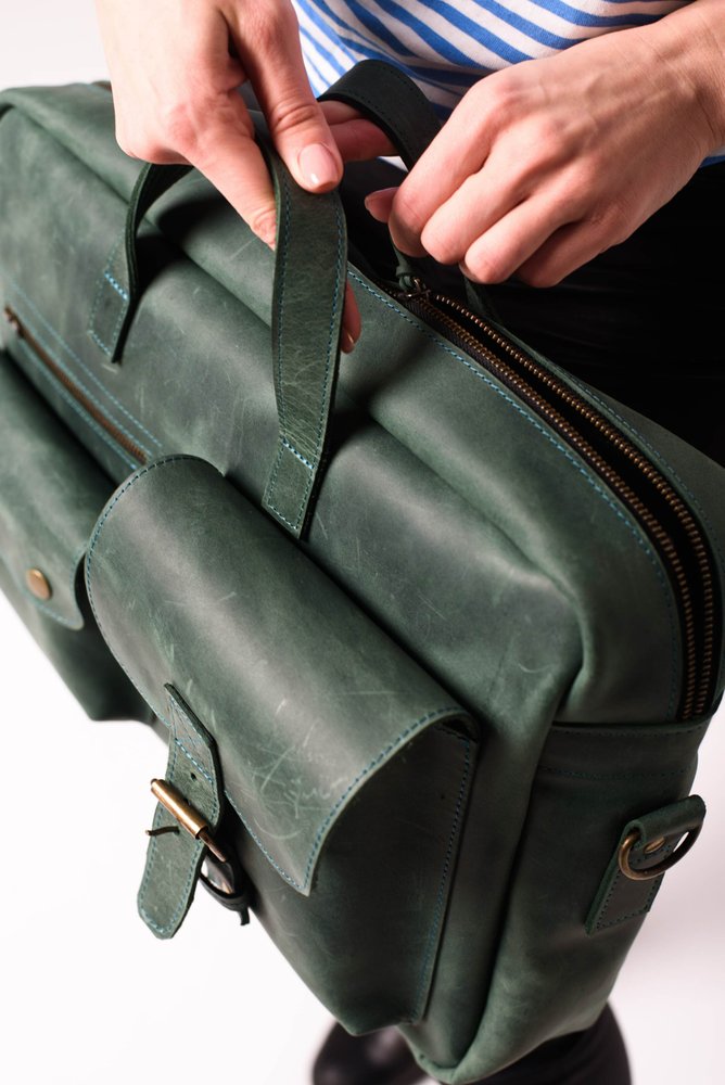 Стильная и функциональная сумка арт. 642 ручной работы из натуральной винтажной кожи зеленого цвета 642_green_crz Boorbon