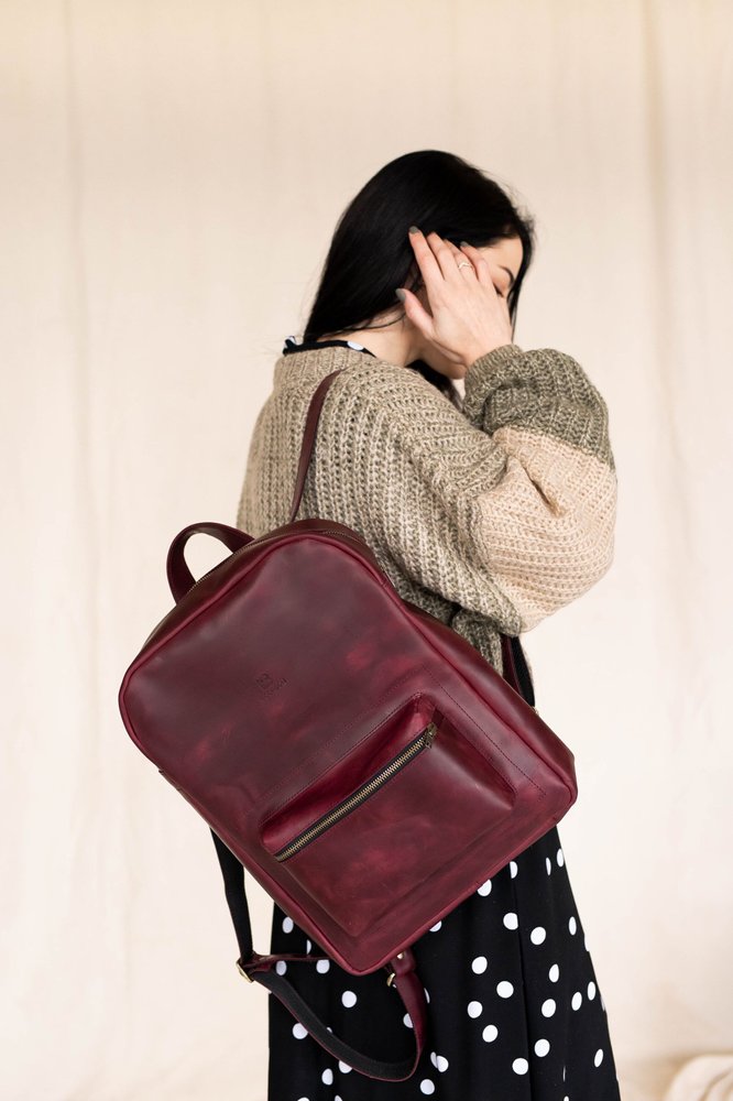 Жіночий міський рюкзак ручної роботи арт. 511 з натуральної вінтажної шкіри бордового кольору 511_bordo_crzh Boorbon