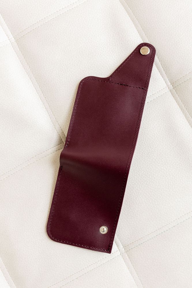 Вместительный кошелек ручной работы арт. 101 бордового цвета из натуральной кожи 101_bordo Boorbon