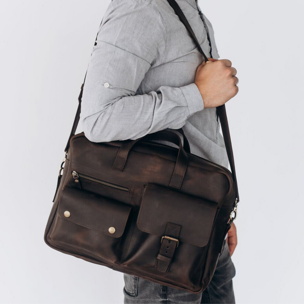 Стильная и функциональная мужская сумка арт. 642 ручной работы из натуральной винтажной кожи коричневого цвета