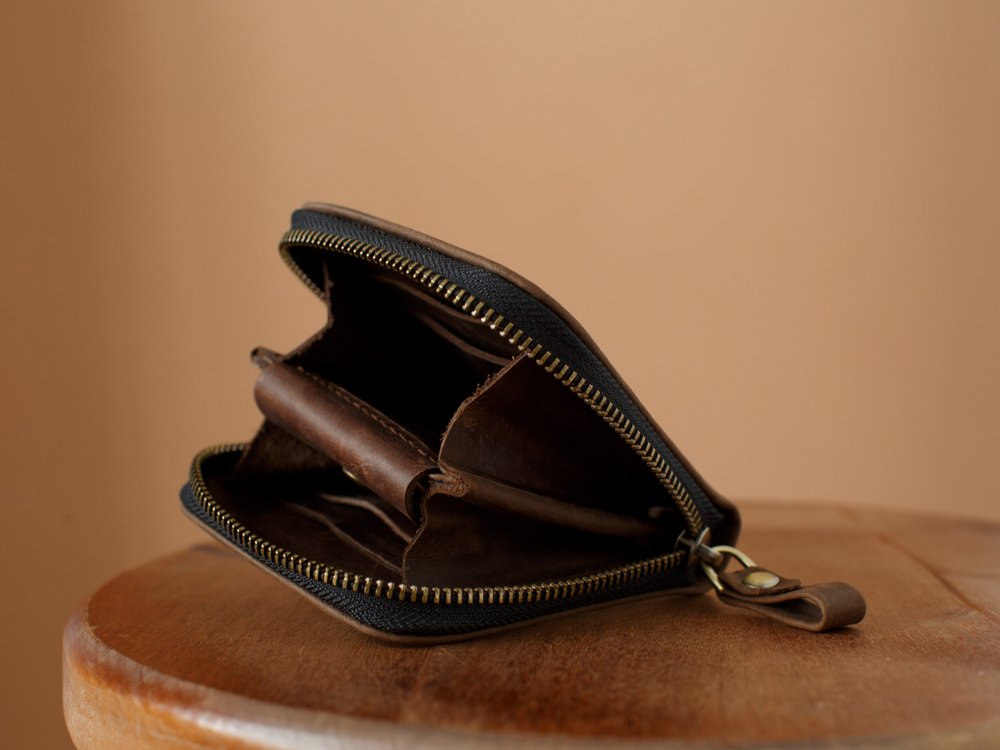 Компактний гаманець ручної роботи арт. 216 Petty коричневого кольору з натуральної вінтажної шкіри 216petty_brown Boorbon