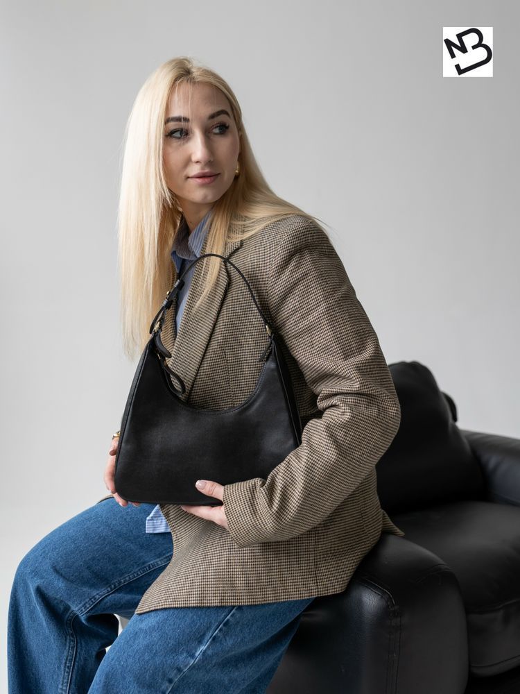 Витончена жіноча сумка арт. 620 з натуральної гладкої шкіри чорного кольору 620_black_kaiser Boorbon