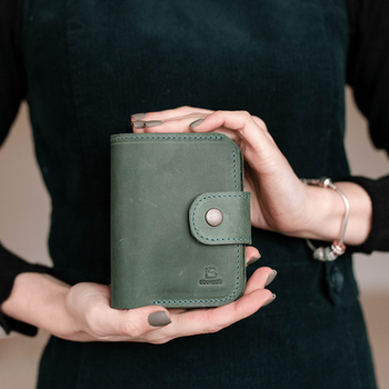 Жіночий гаманець ручної роботи арт. 103 зеленого кольору з натуральної вінтажної шкіри