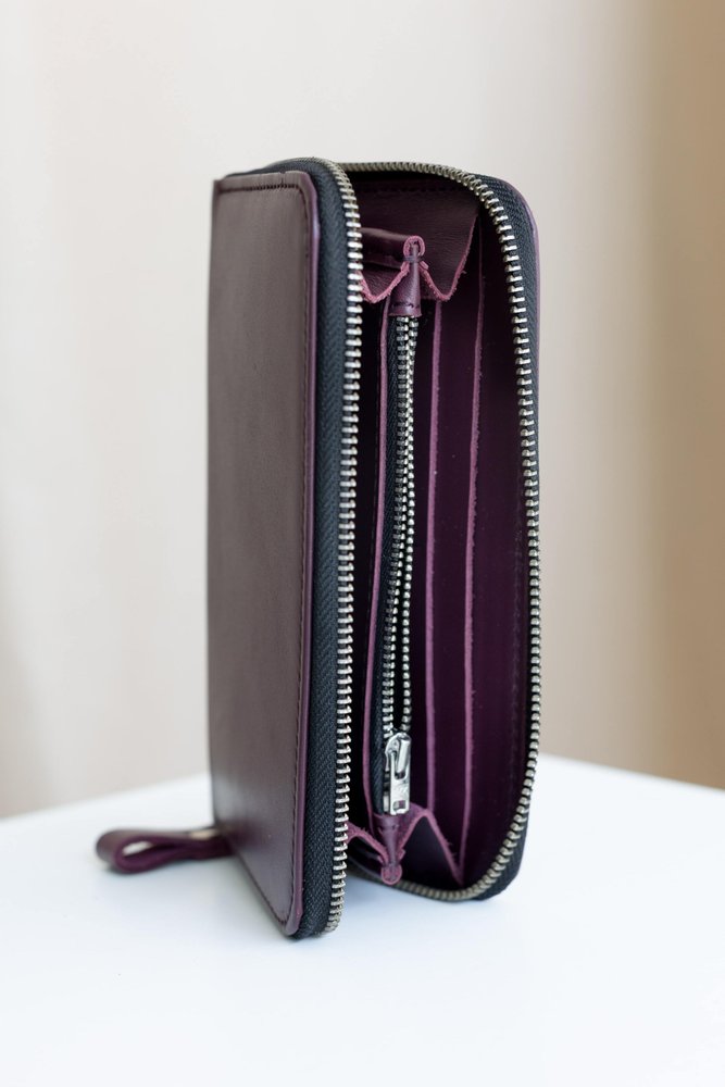 Жіноче портмоне-клатч ручної роботи арт. 216 бордового кольору з натуральної шкіри із легким глянцем 216_lavanda Boorbon