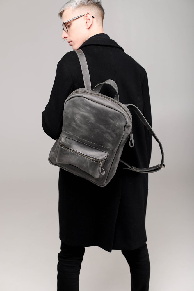 Мужской городской рюкзак ручной работы арт. 511 из натуральной винтажной кожи темно-серого цвета 511_bordo Boorbon