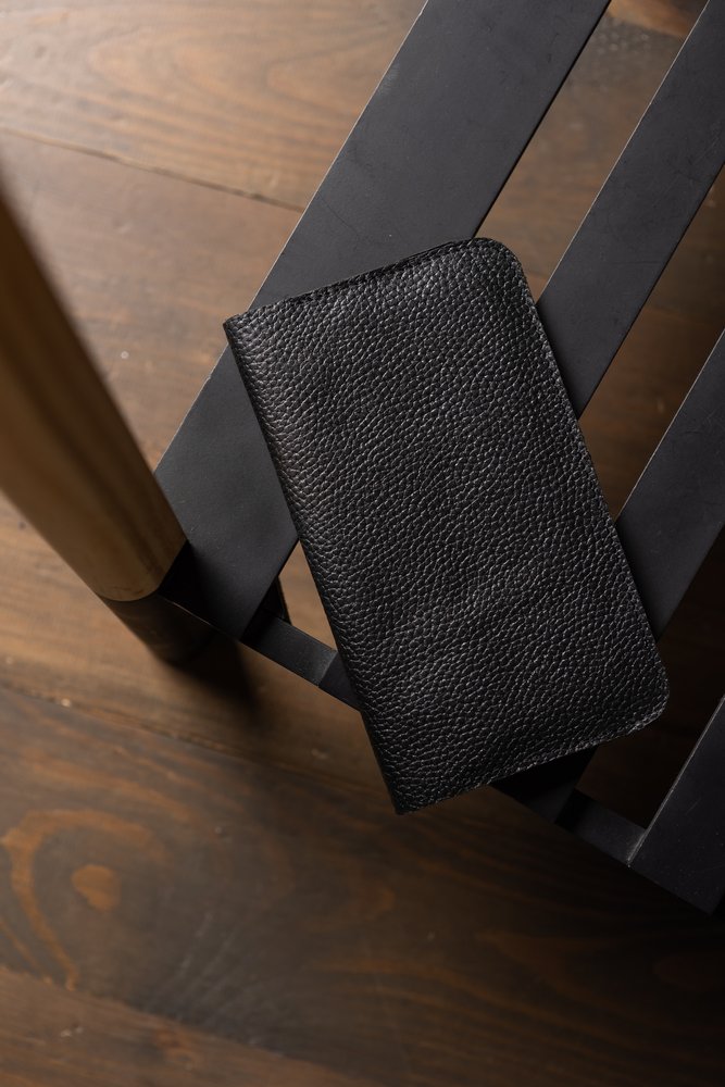 Мінімалістичне чоловіче портмоне ручної роботи арт. 207 з натуральної фактурної шкіри чорного кольору 207_black_flotar Boorbon