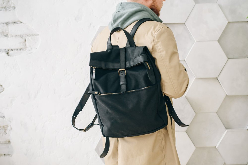 Стильний чоловічий рюкзак ручної роботи арт. Lumber з натуральної вінтажної шкіри чорного кольору