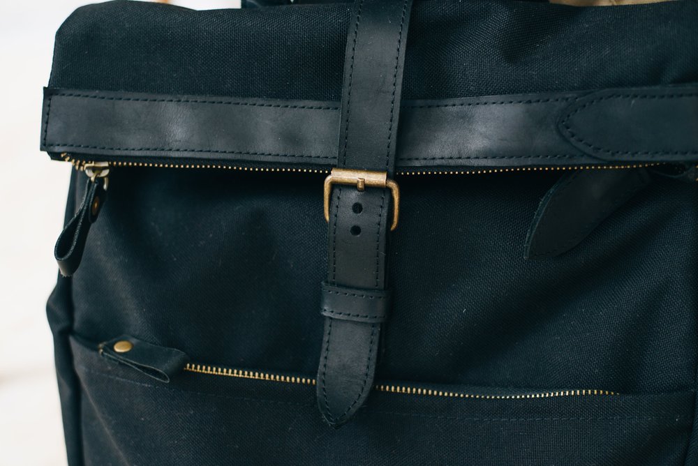 Стильний чоловічий рюкзак ручної роботи арт. Lumber з натуральної вінтажної шкіри чорного кольору lumber_cognk Boorbon