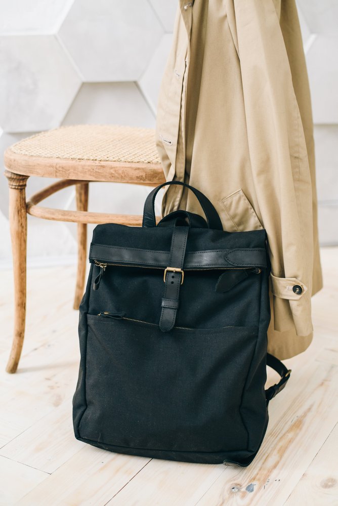 Стильный мужской рюкзак ручной работы арт. Lumber из натуральной винтажной кожи черного цвета lumber_cognk Boorbon