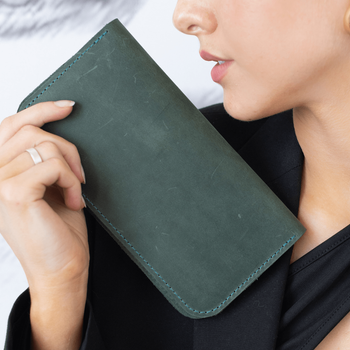 Простое и удобное портмоне ручной работы арт. 206 из натуральной винтажной кожи зеленого цвета