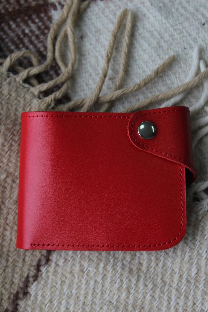 Місткий гаманець ручної роботи арт. 101 червоного кольору з натуральної шкіри