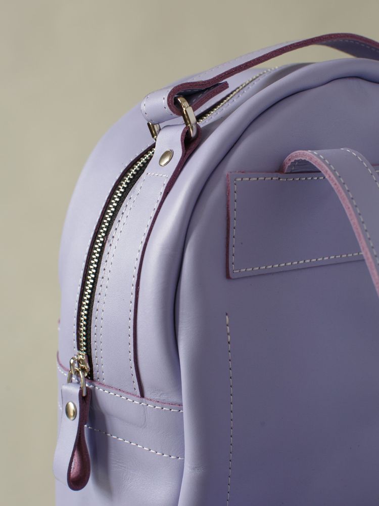 Жіночий міні-рюкзак ручної роботи арт.520 з натуральної шкіри з легким глянцевим ефектом лавандового кольору 520_khaki Boorbon